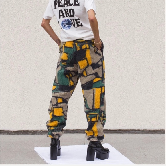 STUSSY Block Sherpa Pant - Picture 2 of 8